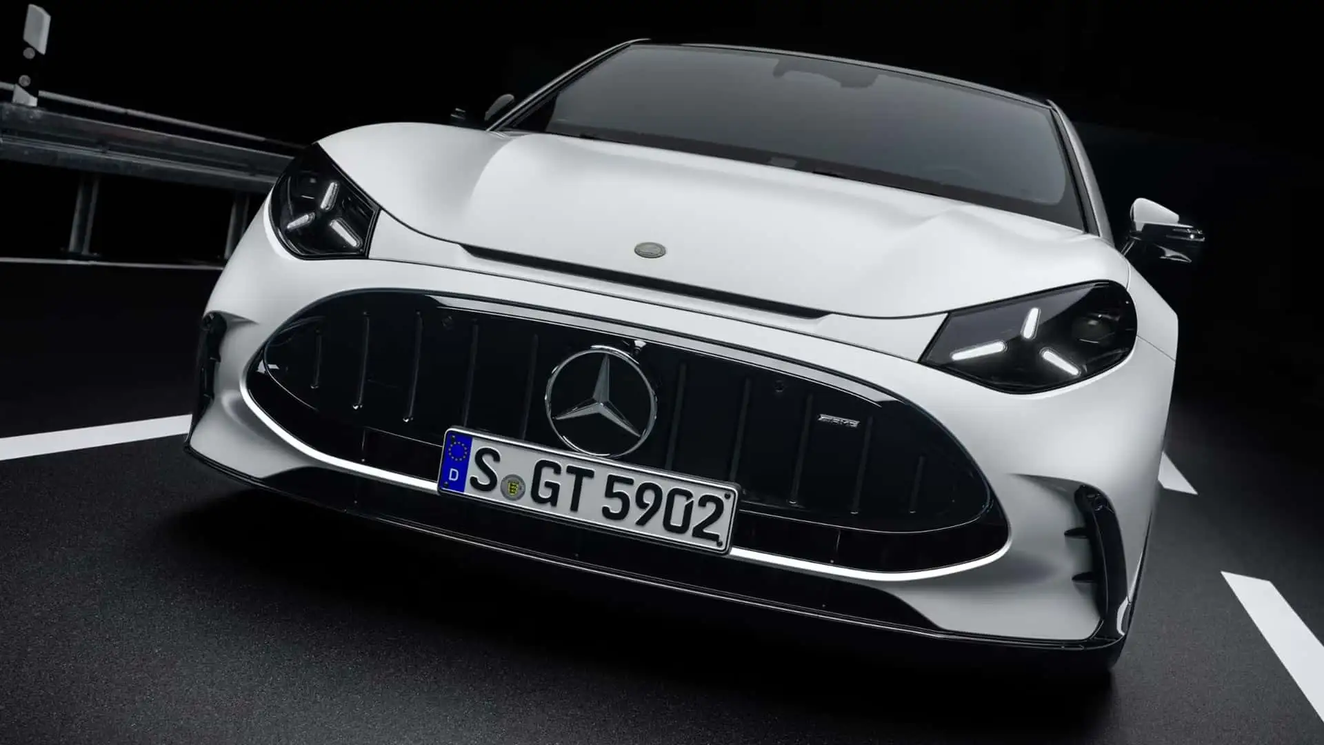 Mercedes-AMG GT Sets a New Fast-Charging Record — And It Changes Everything